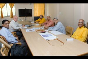 Mr Ian Pollock, Director of Presstek, UK visits Ranchi ashram for discussions
