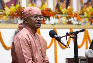 Swami Lalitananda talks on Transforming Our Lives by Setting Goals and Resolutions.