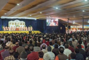 YSS/SRF President Swami Chidanandaji greets and addresses devotees live from Mother Centre, Los Angeles.