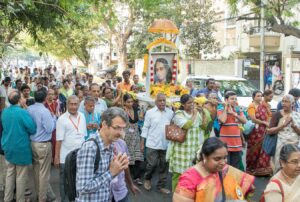 devotees join in Prabhat Feri.