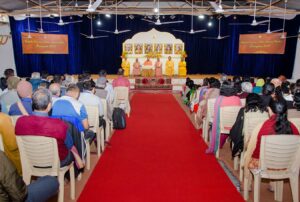 More than 1000 devotees attend the Sangams.