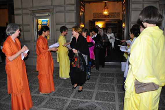 Nuns during Daya Mata memorial service