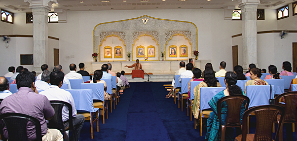 Class on Yogananda's teachings in Dhyana Mandir.